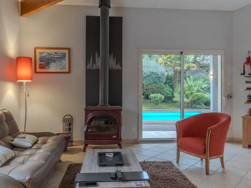 Maison 8 pers, piscine privée, wifi, proche golf à Biscarrosse - FR-1-521-231 gîte à louer Golf Biscarrosse