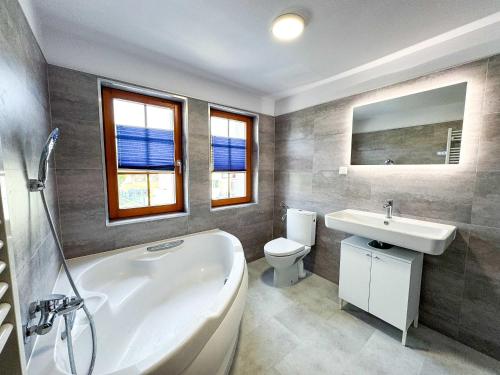 Large Apartment for Large Groups south of Berlin in 大貝倫