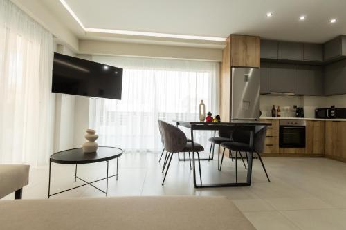 Instalaciones, BEQUEST Gold Luxury suites in Corinth