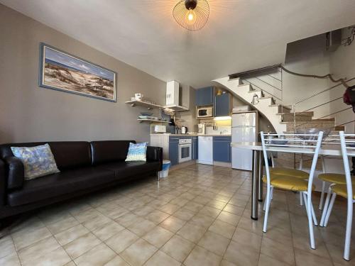 Appartement Duplex P3 Climatisé Proche Plage - FR-1-250-303 - image 2