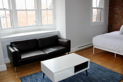Cheap, Furnished Studio in Downtown Boston #7 in Boston, USA
