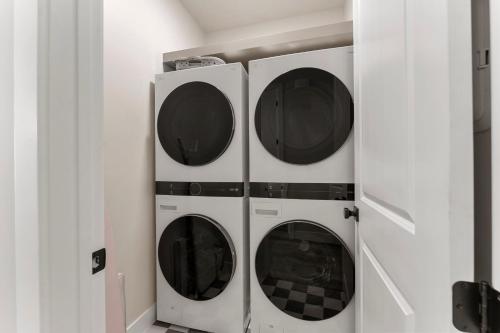 Starlight Sanctuary townhouse - image 11