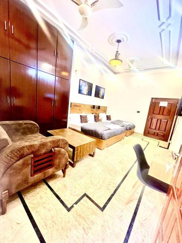 Two-Bedroom Standard Apartment image 5
