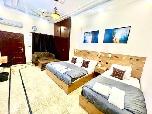 Two-Bedroom Standard Apartment image 7