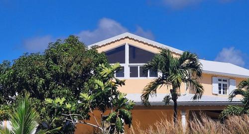 Villa cinq cents pas in Berard