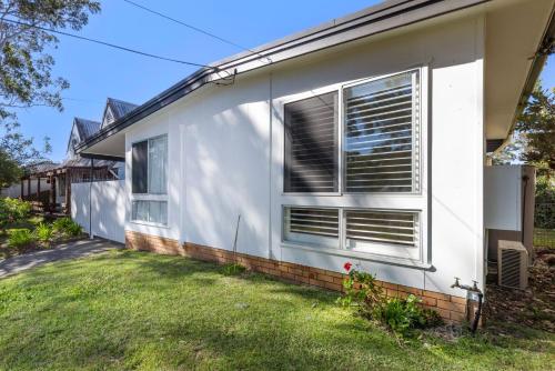 Two-Bedroom House image 7