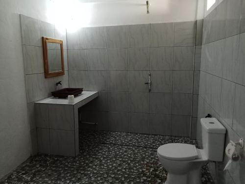 Feby's Homestay - Tap to explore photos