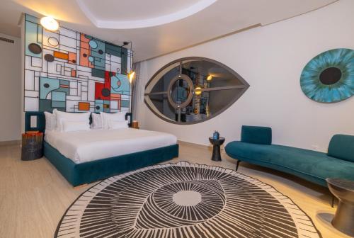 room detail thumbnail 1