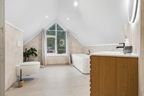 Seahouse Apartment with amazing views! Seahouse Apartment with amazing views!