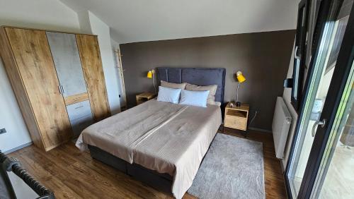 RosehipHill in 哈爾斯新納