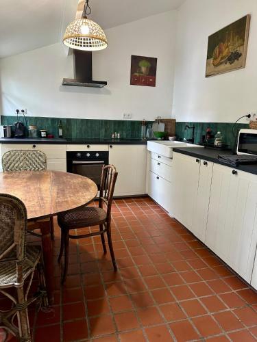 Le cottage a 40 min de Paris in Luzarches