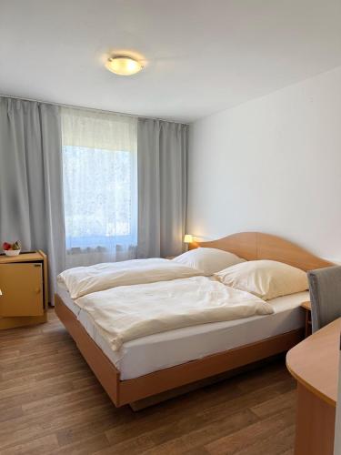 Hotel Rosenhof - Photo 2