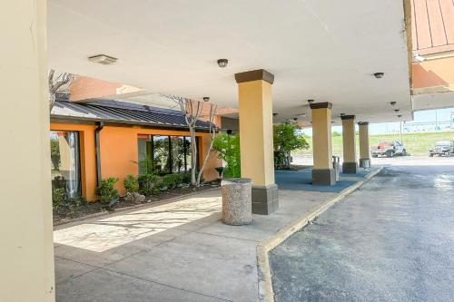 Jackson Hotel & Convention Center in Jackson, USA