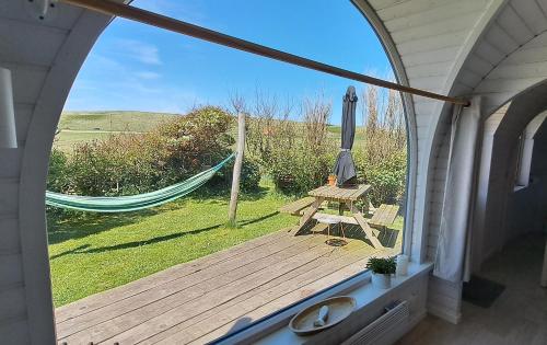 Tiny House De Boet, in Natuurgebied en vlakbij het Strand in Callantsoog