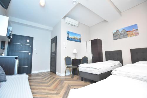 Studio Apartment image 4