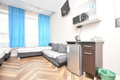 Studio Apartment image 5