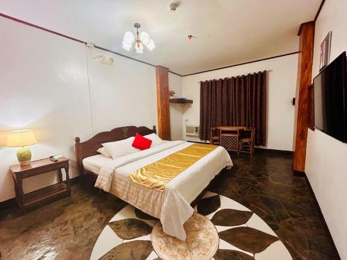 Curv Hotels minutes to Airport- Malls Room Type - Deluxe King Studio