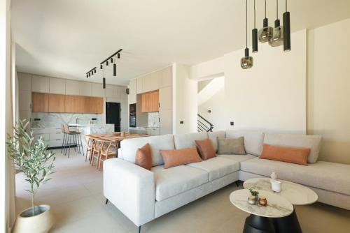 Madre Tierra Boutique Villa 1 in Theriso