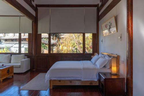 Deluxe Suite with River View image 10