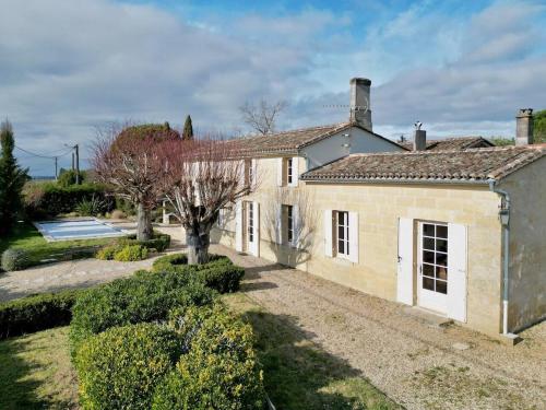 Charmante maison en pierre, proche de St Émilion gîte à louer Saint-Georges