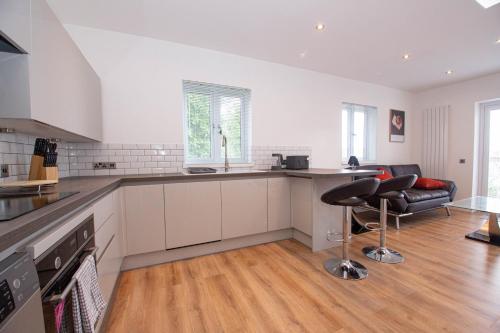 Affleck Retreat 5 -  Sja Stays - Modern 1 Bed Apartment - Aberdeen