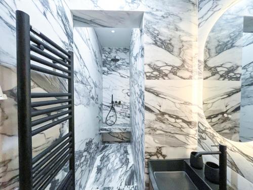 Urban Flat 197 - Prestige Saint Honore - image 9