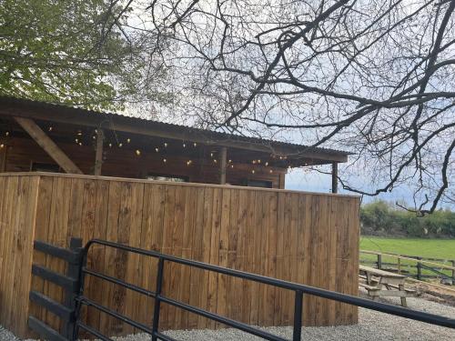 Rustic Charm Cabin, Naas (foto 10)