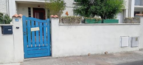Logement dans residence principale Le Cres near l'Aube Rouge