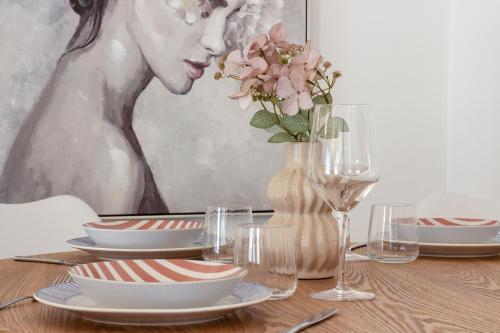 Oprema, Magnificent apartment on Lake Lugano, Morcote in Vico Morcote