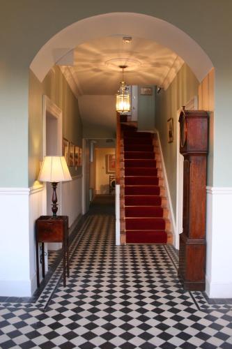 Inchiquin House - image 2