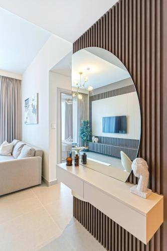 Sky-high Downtown 1br Steps From Burj Khalifa, Dubai (foto 5)