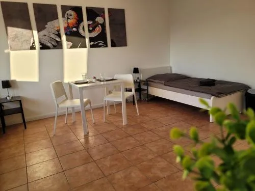 Work & Relax Apartment in Industrial area in Reinfeld Holstein, Deutschland