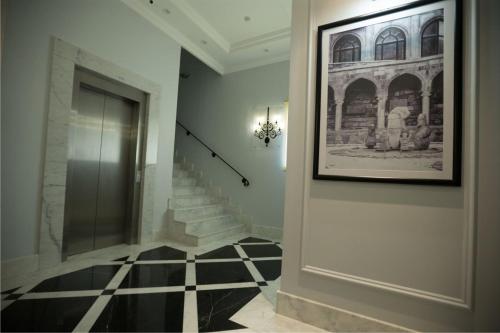 Seven rooms hotel