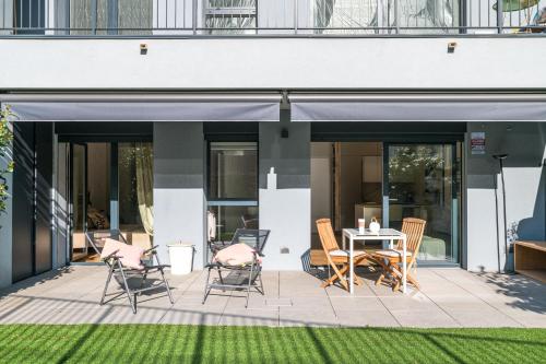 GuestHost - Stylish modern flat with private garden