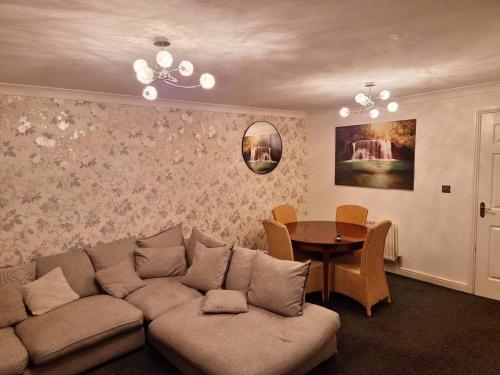 3 Bed house - Sleeps 6 - Parking - Wifi gîte à louer Maidstone