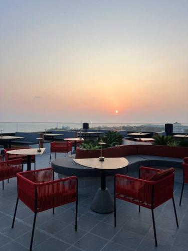 Restaurant, Grand La Vogue Hotel & Casino in Central