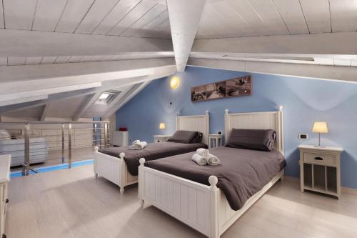 House in the port of Varazze 4 guests-Wi-Fi-Netflix 2 bedrooms very exclusive, Varraze (Foto 6)