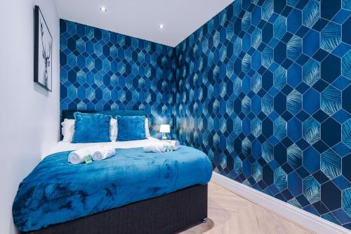 Rest&Recharge at a Luxury Retreat in Manchester - Sleeps 11, 5 Bedrooms, 3 Bathrooms, Free Parking, Manchester (photo 10)