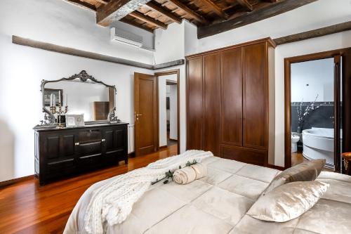 Trevi Fountain Luxury Guest House, Rom (Foto 8)