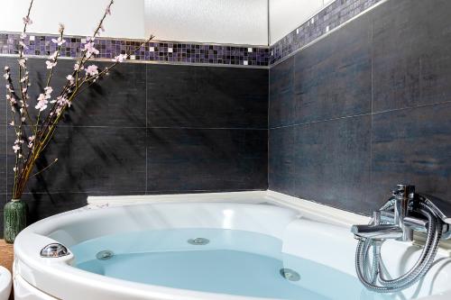 Trevi Fountain Luxury Guest House, Rom (Foto 10)