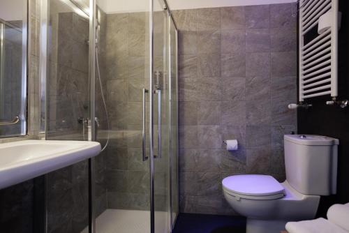 Triple Room image 8