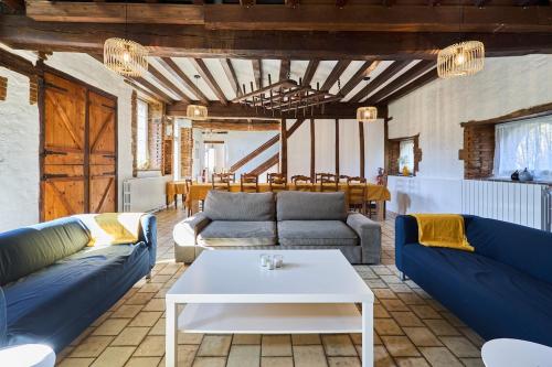 Gîte 6 chambres entre Reims et Epernay - Le Tilleul - Gîtes Au Beau Sarrazin (Gite 6 chambres entre Reims et Epernay - Le Tilleul - Gites Au Beau Sarrazin) in Fontaine-Sur-Ay