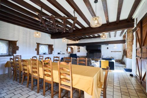 Gîte 6 chambres entre Reims et Epernay - Le Tilleul - Gîtes Au Beau Sarrazin (Gite 6 chambres entre Reims et Epernay - Le Tilleul - Gites Au Beau Sarrazin) in Fontaine-Sur-Ay