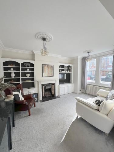 Gorgeous Riverside London Townhouse gîte à louer Earlsfield Railway Station