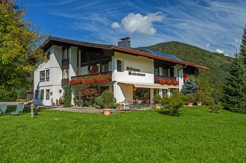 Gästehaus Menkenbauer inkl. Chiemgaukarte