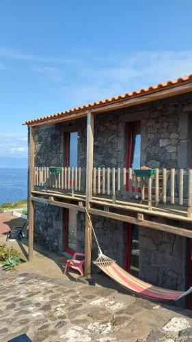 Amazing Quadruple Room with Sea View in Sao Roque do Pico chambre d'hôte Cais do Pico