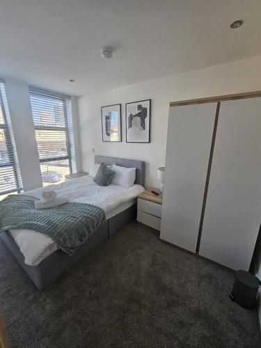 2 bedroom city centre apartment!, Birmingham (fotografie 8)