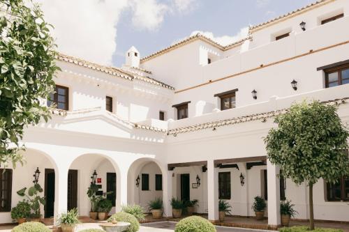 673022620 Finca La Bobadilla - The Leading Hotels of the World