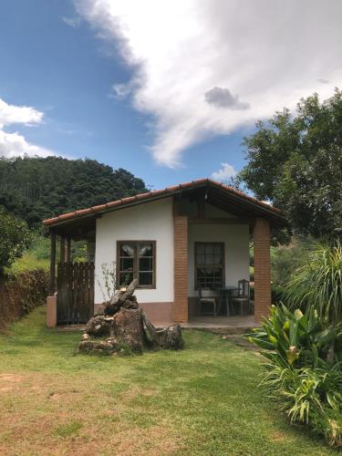 Pousada Vilarejo das Oliveiras in Marmelópolis
