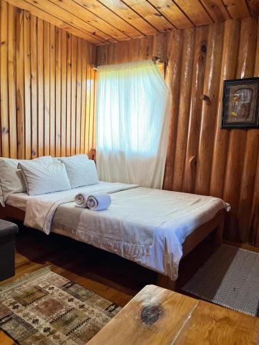 Agape Log Cabin and Restaurant Room Type - Standard Double Room with Shared Bathroom